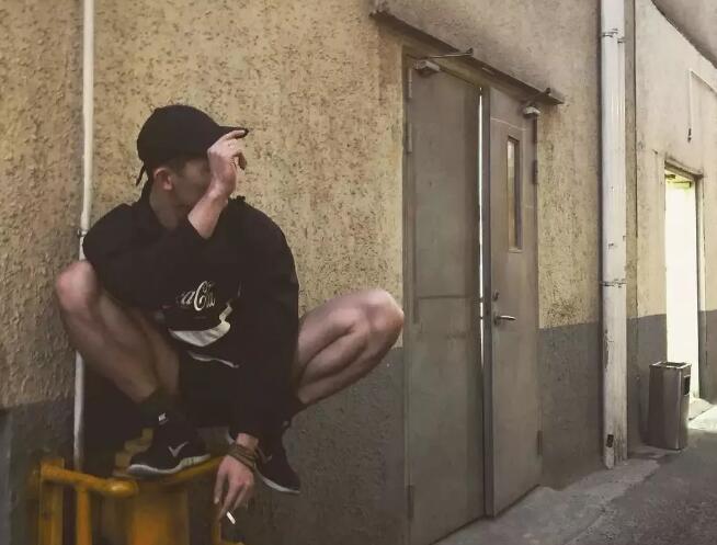 前^后^翘的痞帅长腿big筋霸，一看就很厉害的肌肉男！ - 51虹马